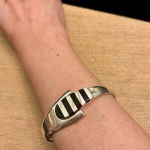 VINTAGE 925 Mexico — Classic Sterling Silver Onyx Bracelet